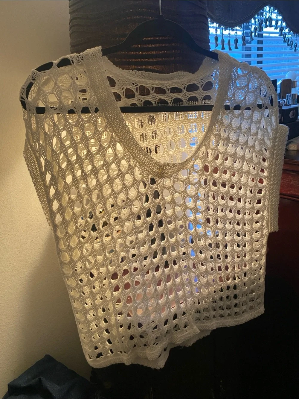 Women’s Open-Knit V-Neck Sweater Vest in White